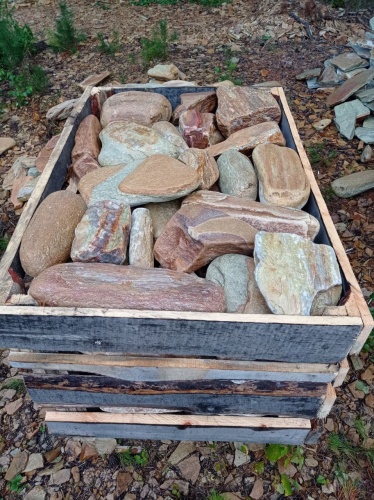 Златолит жёлтый, жёлто-зелёный глыбки и валуны для ланшафтного дизайна купить в Солнечногорске