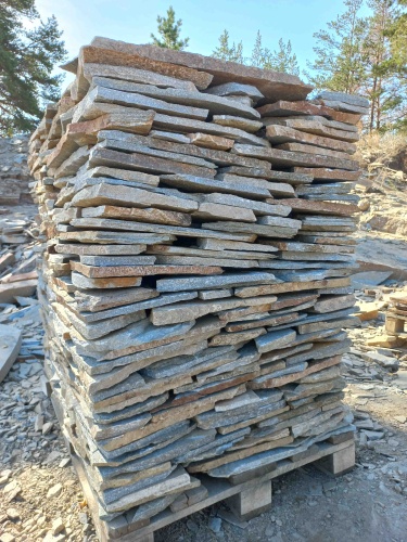 Плитняк златолит серебристый для цоколя, отмостки купить в Солнечногорске