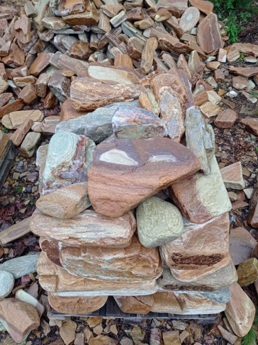 Златолит жёлтый, жёлто-зелёный глыбки и валуны для ланшафтного дизайна купить в Солнечногорске