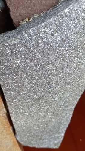 Плитняк златолит серебристый для цоколя, отмостки купить в Солнечногорске