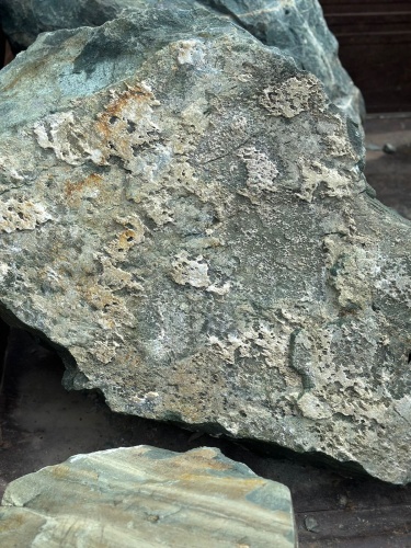 Ландшафтные глыбы зелёные 200-500 килограмм купить в Солнечногорске