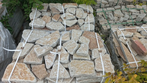 Гранитный плитняк галтованный для парковки купить в Солнечногорске