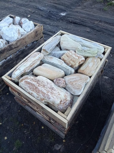 Златолит жёлтый, жёлто-зелёный глыбки и валуны для ланшафтного дизайна купить в Солнечногорске