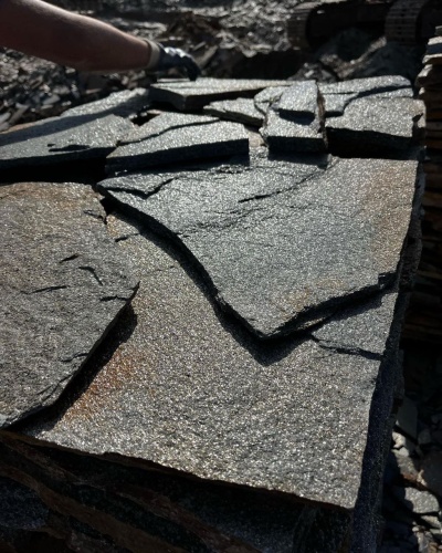 Плитняк златолит серебристый для фасада купить в Солнечногорске