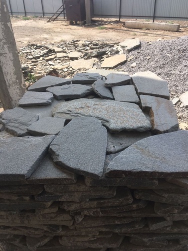 Златолит серебристый галтованный для лестниц купить в Солнечногорске